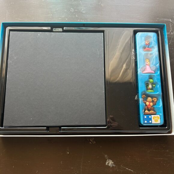 Monopoly Gamer Edition Board Game Nintendo Super Mario Used - Picture 5 of 9